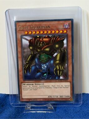 Near Mint Yu-Gi-Oh Maze of Memories Gate Guardian MAZE-EN035 Collector's Rare